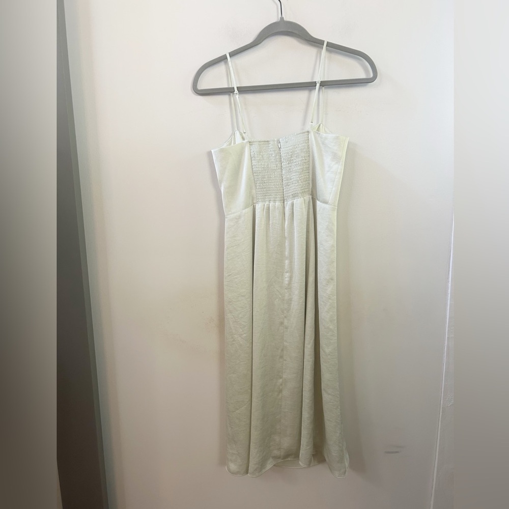 Aritzia Wilfred glaze satin dress‎ 2 - Picture 6 of 6
